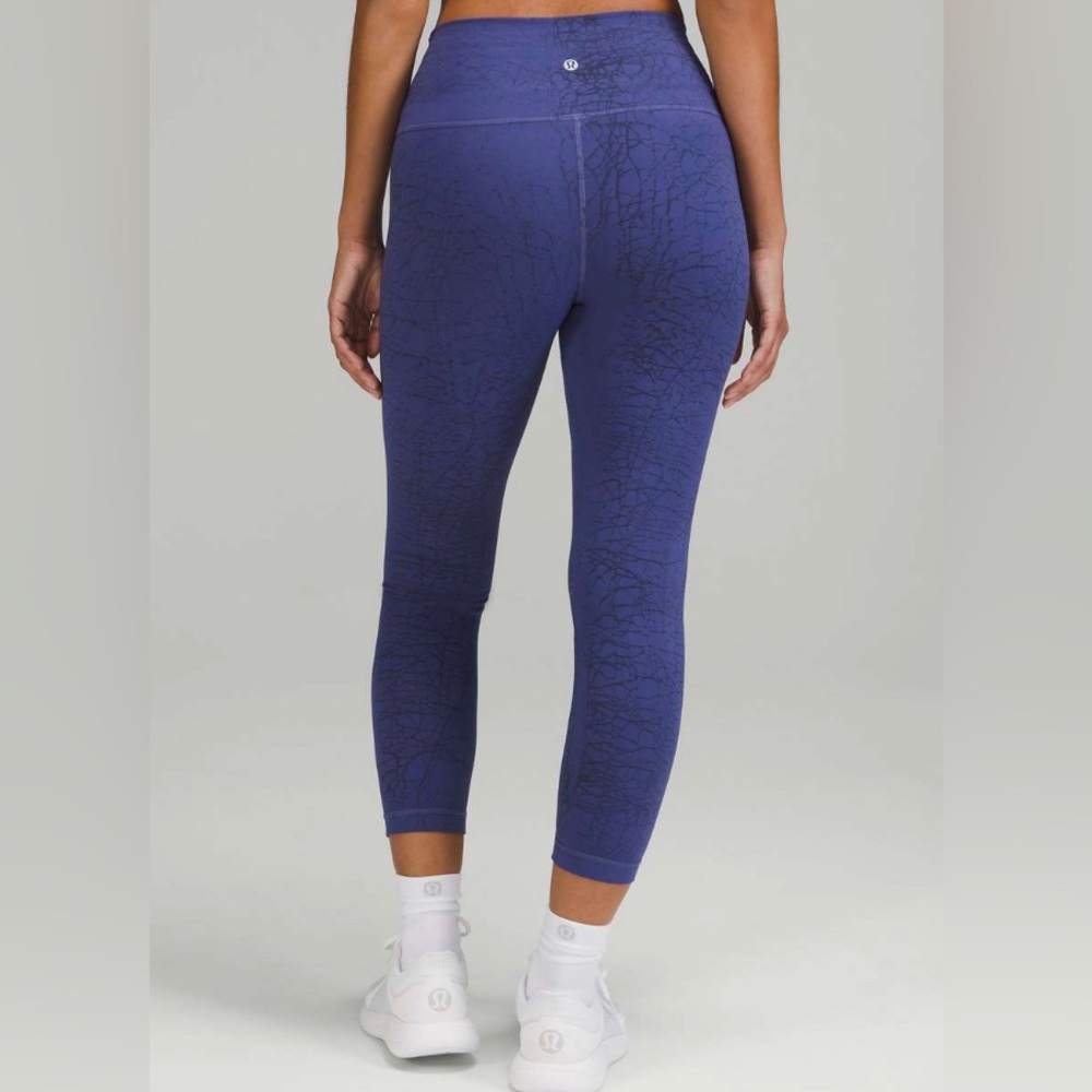 Lululemon leggings Wunder Train High-Rise Crop size 6
